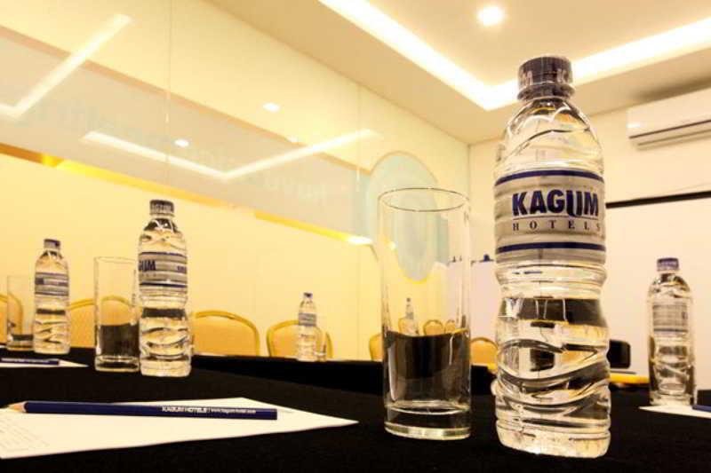 Zodiak Paskal By Kagum Hotels Bandung Esterno foto
